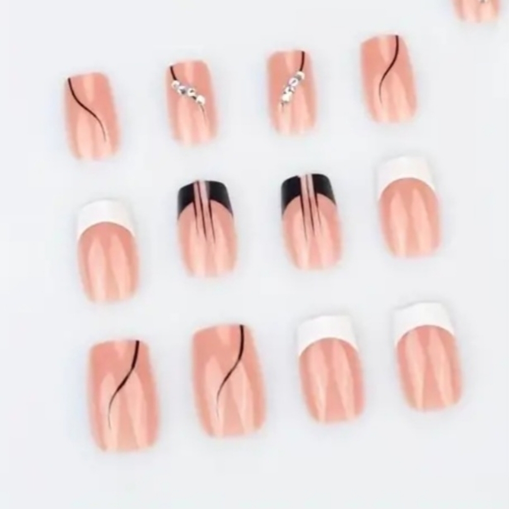 2/$16 Rhinestone Press On Nails - Picture 4 of 11